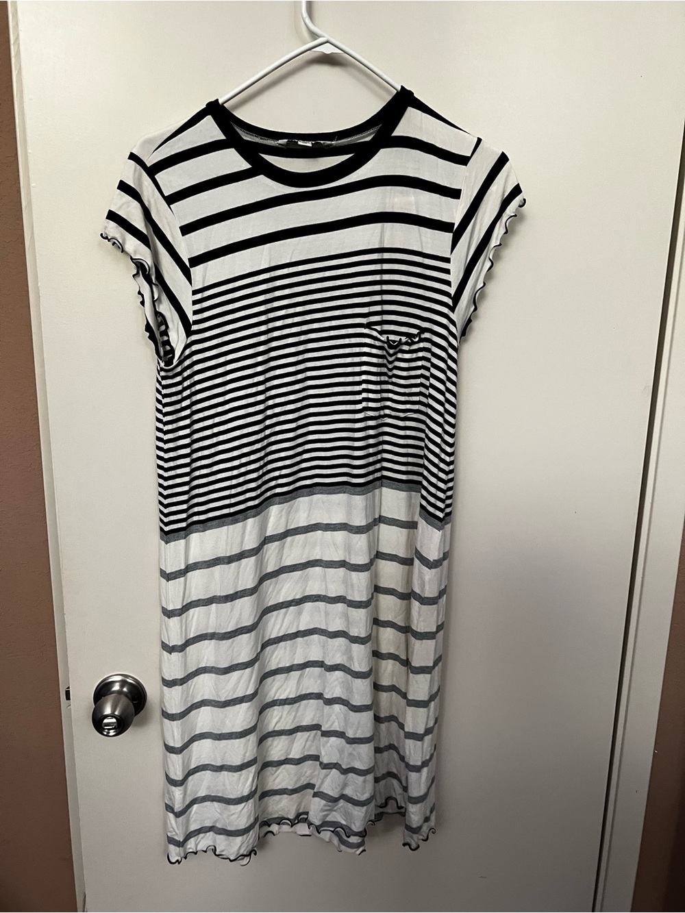 American Eagle Outfitters Black & White Striped Casual Dress